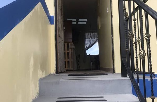 Quito Resort | Private room ∙ 5 guests