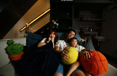 Bayan Lepas Apartment | Private Getaway (Private Cinema, Swing & more!)
