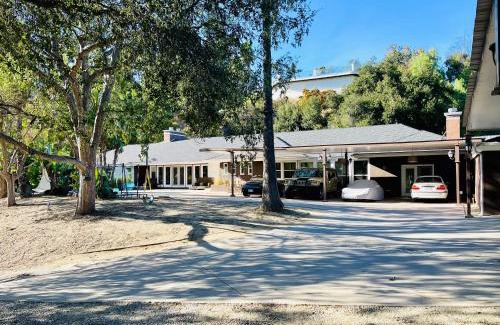 Encino Other | Private Glamping Cabin Tent View Pool Big Estate Oasis Garden Extra Fee 4 Guest Clea-ning Pet WOMEN ONLY