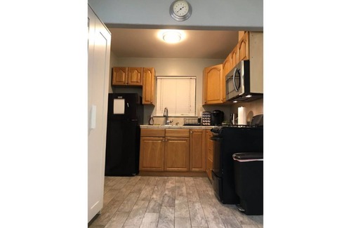 Rose Garden House | Private Guest Suite + Full Kitchen, 3 BD, Near SJC