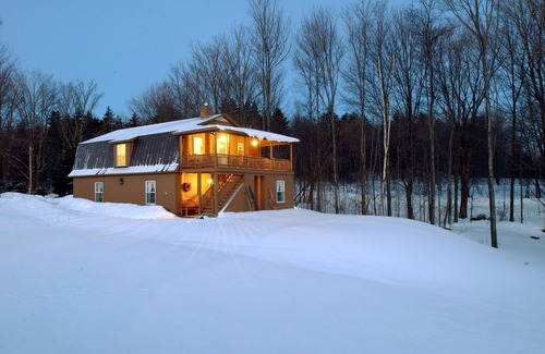 Northfield House | Private Guesthouse On 400 Scenic Acres- See Our Show Oxen & Try Maple Sugaring!