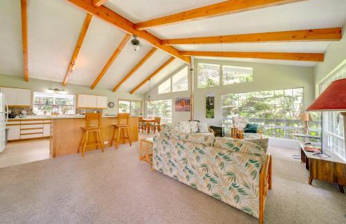Volcano House | Private Hot Tub and Deck Tranquil Volcano Hideaway!