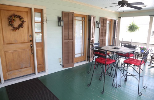 Fairgrounds House | Private house/2.3 miles to FrenchQuarter/0.4 miles to City Park