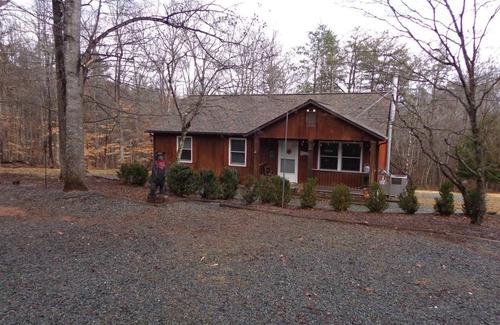 Pittsville House | Private house on Leesville Lake