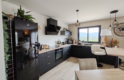 Lagorce House | Private house with jacuzzi