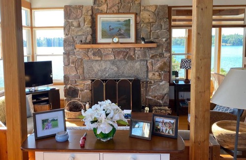 Leeds and the Thousand Islands House | Private Island/Best views of the 1000 Islands!
