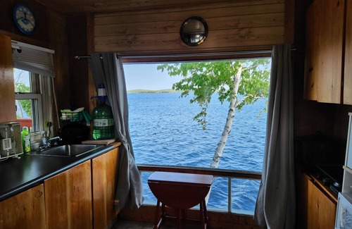 Sudbury Cabin | Private Island cottage Sudbury on Whitson Lake