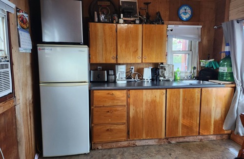 Sudbury Cabin | Private Island cottage Sudbury on Whitson Lake