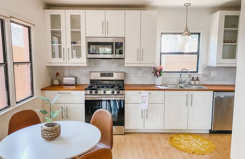 Atwater Village House | Private LA craftsman home in Atwater Village!