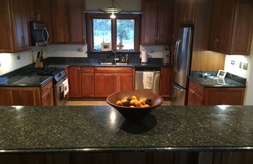 Richmond House | 🌲☀️Private Lakefront prop. With Kayaks And Paddleboard Boat Rental Optional☀️🌲