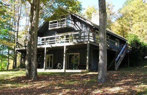 Ulysses Ski Chalet | Private Mountain Retreat With Beautiful Pond