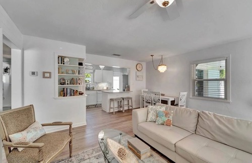 Sarasota House | Private Oasis in Sarasota Florida