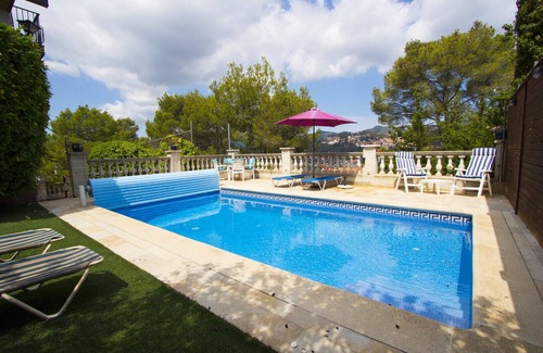 Santa Rosa Villa | Private paradise - hop, skip or jump to Barcelona!