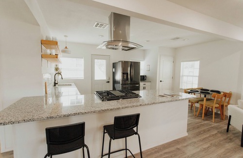 Landon Branch House | Private Pickleball Court! Lovely 2 Bedroom Home - Minutes to Everything