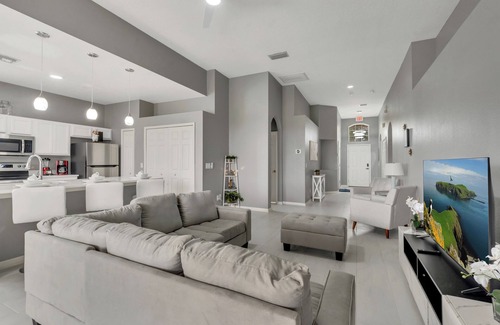 Calabay Parc House | Private Pool Home close to Disney
