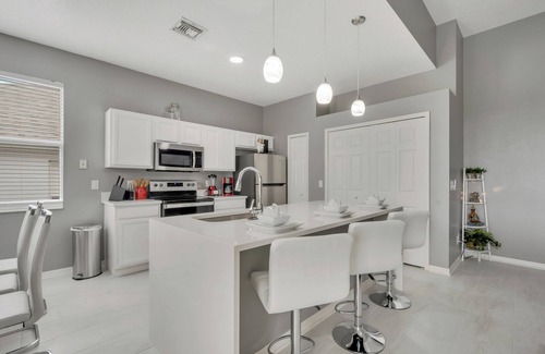 Calabay Parc House | Private Pool Home close to Disney