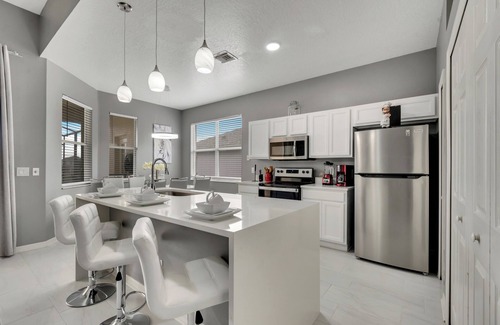 Calabay Parc House | Private Pool Home close to Disney