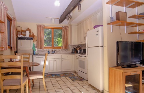 South Orleans House | Private Pool Near Pleasant Bay Beach