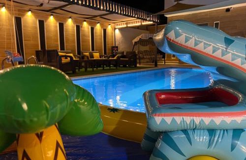 Al Kafrayn Villa | Private Pool - Relax Chalet Deadsea