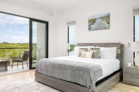 Long Bay Hills Villa | Private Pool Villa, Long Bay Beach with VIP Extras