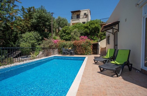 Ano Vouves Villa | Private Pool★Wifi★Traditional Villa★Roof Terrace