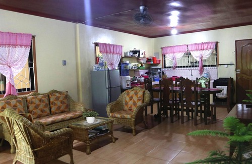 San Francisco Island House | Private property with private entrance near at beach.