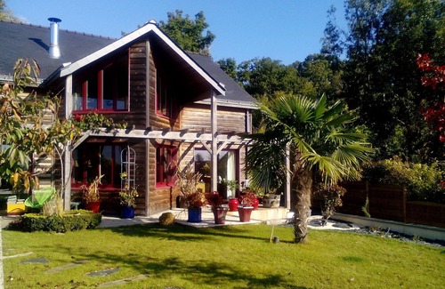 Soucelles Apartment | Private, quiet accommodation in architect-designed house with pool, spa, private garden