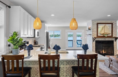 Greenwood Cottage | Private, relaxing, cottage on the lake