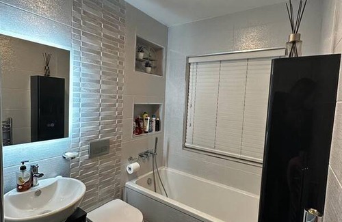 Tallaght Resort | Private room ∙ 1 guest