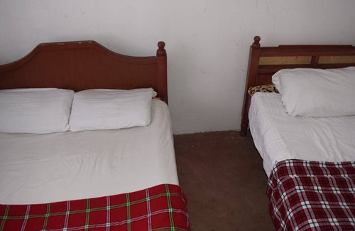 Talek Resort | Private room ∙ 3 guests