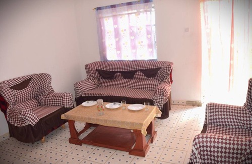 Talek Resort | Private room ∙ 3 guests