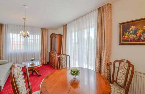 Mahringen Resort | Private room ∙ 4 guests