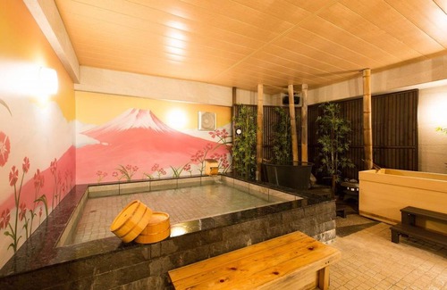 Shinsencho Resort | Private room ∙ 6 guests