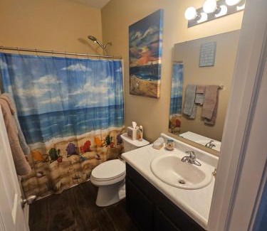 Franklin House | Private Room & Bathroom - Hot Tub on Patio