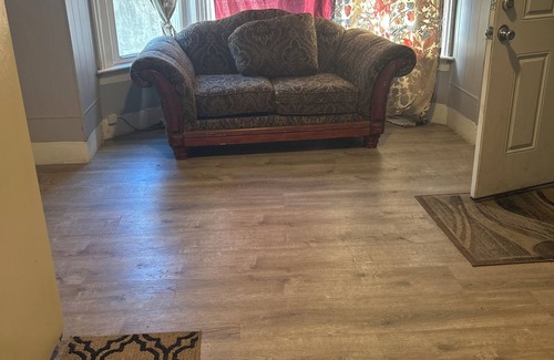 Meriden House | Private room close to Downtown Meriden, located in a Decent Area, close Highway