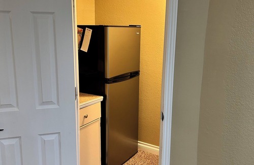 Stetson Hills House | Private Room In Basement In Shared House: Family & Pet Friendly