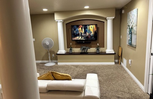 Stetson Hills House | Private Room In Basement In Shared House: Family & Pet Friendly