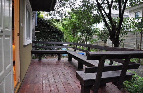 Saphan Sung House | Private Room in Ramkamhaeng 118, includes airport transport & personal training