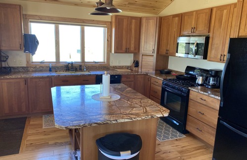 Cameron House | Private setting an hour from Yellowstone Park and minutes from fishing accesses.