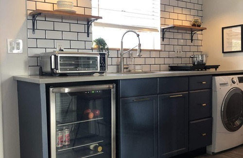 Green Lake Apartment | Private, Stand-Alone Apartment, 2 blocks from Greenlake