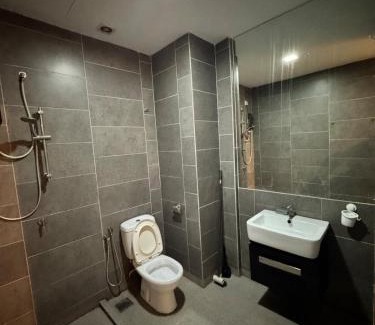 Damansara Perdana Apartment | Private Studio WIFI Empire Damansara