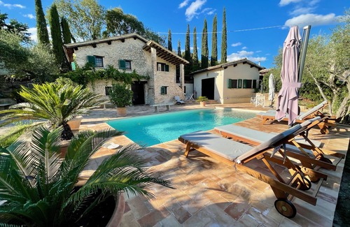 Montefalco Villa | Private Villa in Umbria near Historic Montefalco w Free Wifi & Summer Pool