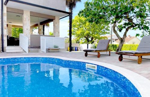 Vantacici Villa | Private Villa SoulSet with swimming pool