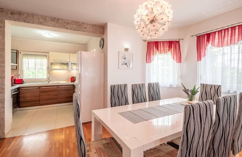 Municipality of Krizevci House | Private Villa with A/C, WIFI, private pool, TV, terrace, pets allowed, panoramic view, parking