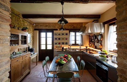 Castel Ritaldi Villa | Private Villa with private pool, A/C, WIFI, TV, patio, panoramic view, parking, close to Spoleto