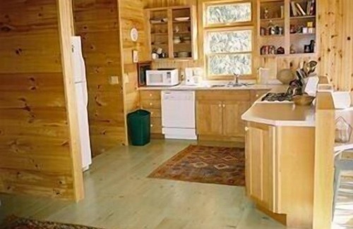 Orrs Island Cottage | Private Water Access and Dock, Amazing Sunsets and Ocean Views in Historic House