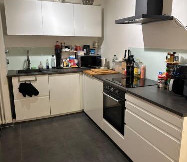 Altstadt-Nord Apartment | Private Wohnung im Herzen Kölns