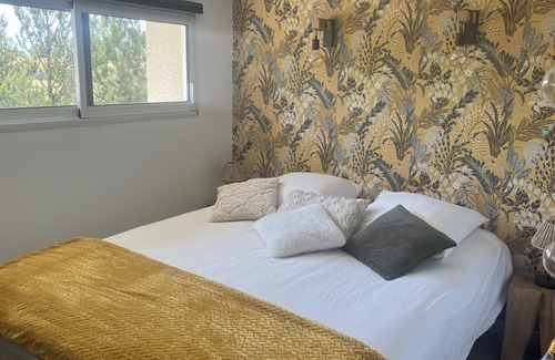 Portes-les-Valence Apartment | Proche Valence Campagne Gite Studio