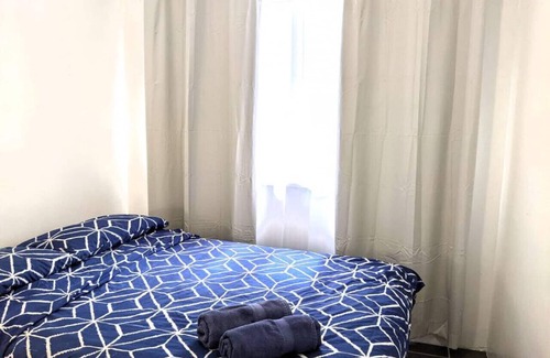 Oak Park House | *Promo!* 2-Min to Train Station!