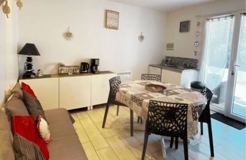 Rousset Ski Chalet | PROMO-20%/11/10 TO 1/11/PROX/LAKE/RANDOS/CITY-PARK/ADMIRE AUTUMN LANDSCAPES